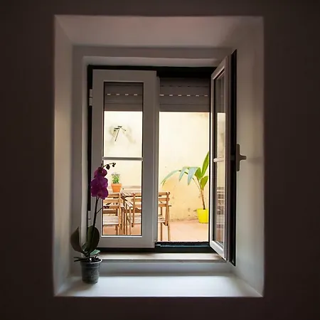 Apartman Alfama *